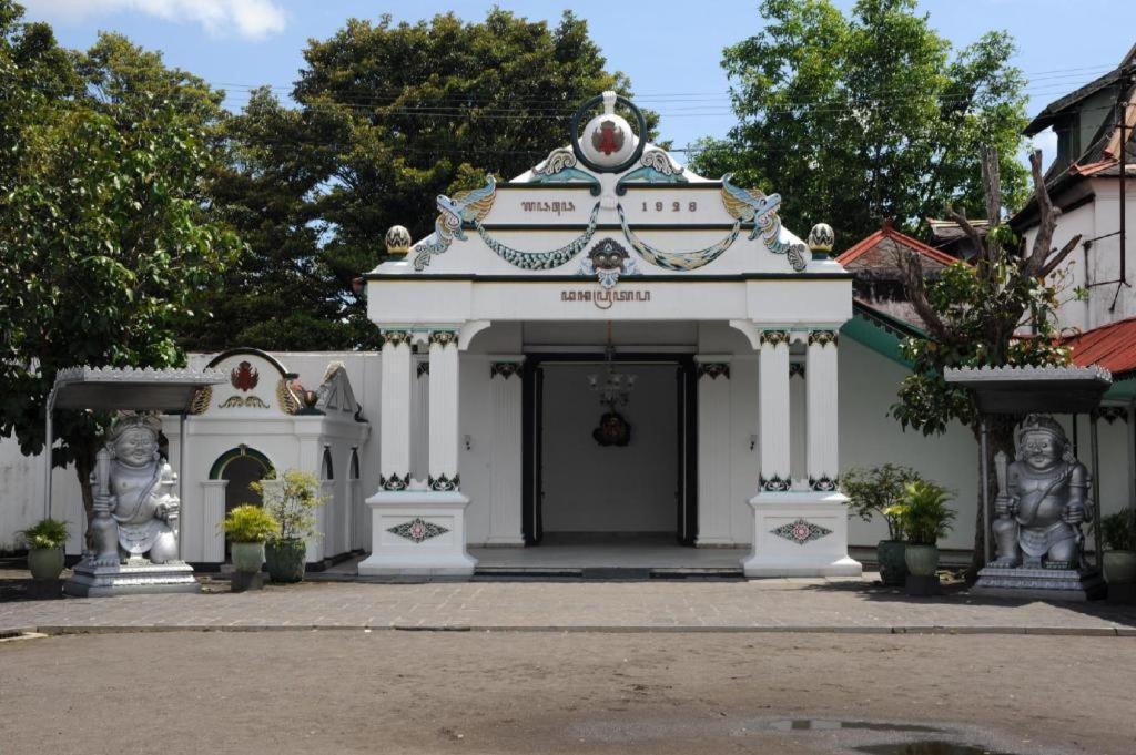 Oyo 91532 Malioboro Guesthouse Jogjacarta Exterior foto